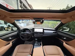 2022 Lexus ES 200 Excellence, белый — фото 6