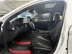 2022 Hyundai Elantra 1.5L CVT LUX Premium, белый — фото 8