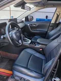 2022 Toyota Wildlander 2.0L 2WD Luxury, чёрный — фото 8