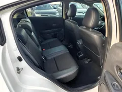 2022 Honda Vezel 1.5L CVT Elite, белый — фото 13