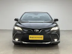 2023 Toyota Camry 2.5G Luxury, чёрный — фото 2