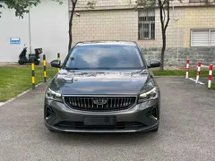 2022 Geely Emgrand 4th Gen 1.5L CVT Premium — фото 2