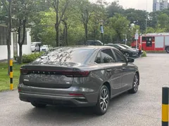 2022 Geely Emgrand 4th Gen 1.5L CVT Premium — фото 9