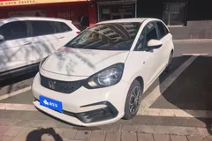 2021 Honda Fit 1.5L CVT, белый — фото 1