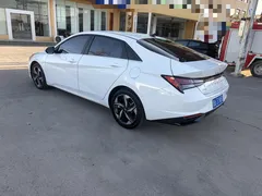 2021 Hyundai Elantra 1.5L CVT TOP Flagship, белый — фото 6