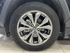 2023 Toyota RAV4 2.0L CVT 2WD Fashion Plus, чёрный — фото 14