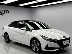 2022 Hyundai Elantra 1.5L CVT LUX Premium, белый — фото 2