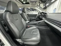 2022 Hyundai Elantra 1.5L CVT LUX Premium, белый — фото 16