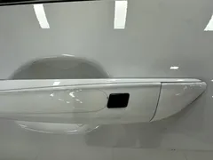 2022 Hyundai Elantra 1.5L CVT LUX Premium, белый — фото 17