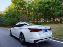 2021 Nissan Teana 2.0L XL Upper AD1, белый — фото 4