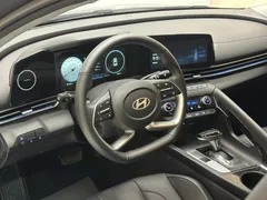 2023 Hyundai Elantra 1.5L CVT TOP Flagship — фото 12