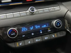2023 Hyundai Elantra 1.5L CVT TOP Flagship — фото 15