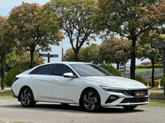 2023 Hyundai Elantra 1.5L CVT GLX Elite, белый — фото 3