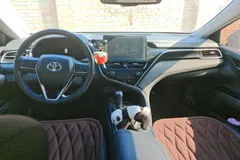 2021 Toyota Camry 2.5G Luxury, белый — фото 14