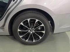2023 Toyota Avalon 2.5L AT Luxury — фото 10