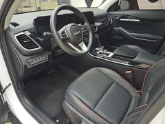 2023 Kia Seltos 1.5L IVT Luxury, белый — фото 7