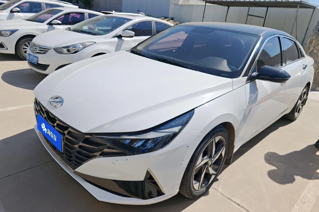 2022 Hyundai Elantra 1.5L CVT GLX Elite