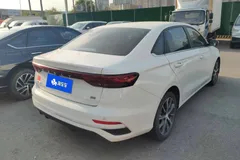 2022 Geely Emgrand 4th Gen 1.5L CVT Premium, белый — фото 9