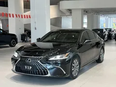 2021 Lexus ES 200 Luxury, чёрный — фото 1