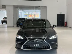 2021 Lexus ES 200 Luxury, чёрный — фото 2