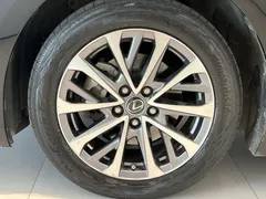 2021 Lexus ES 200 Luxury, чёрный — фото 8