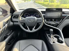 2022 Toyota Camry 2.5S Knight, белый — фото 8