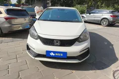 2021 Honda Fit 1.5L CVT, белый — фото 3
