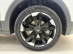2021 Volkswagen Tacqua 1.5L AT, белый — фото 7