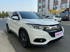 2022 Honda Vezel 1.5L CVT Pioneer, белый — фото 3