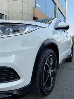 2022 Honda Vezel 1.5L CVT Pioneer, белый — фото 7