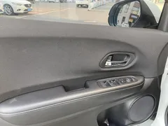 2022 Honda Vezel 1.5L CVT Pioneer, белый — фото 13