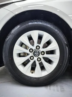 2022 Toyota Corolla 1.5L CVT Pioneer, белый — фото 12