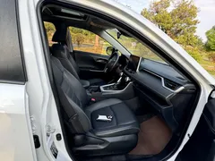 2022 Toyota RAV4 2.0L CVT 2WD Fashion, белый — фото 11