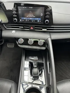2023 Hyundai Elantra 1.5L CVT GLX Elite, белый — фото 14