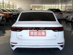 2022 Geely Emgrand 4th Gen 1.5L CVT Flagship, белый — фото 8