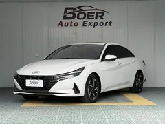 2022 Hyundai Elantra 1.5L CVT LUX Premium, белый — фото 1