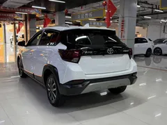 2022 Toyota Yaris L Zhixuan X 1.5L CVT Luxury Plus, белый — фото 9