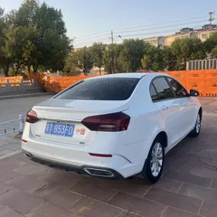 2021 Geely Emgrand UP 1.5L MT Luxury, белый — фото 5
