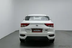 2021 Nissan Bluebird 1.6L CVT, белый — фото 3