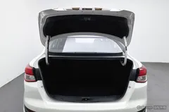 2021 Nissan Bluebird 1.6L CVT, белый — фото 18