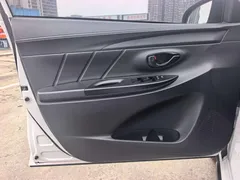 2022 Toyota Yaris L Zhixuan X 1.5L CVT Leading Plus, белый — фото 9