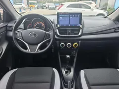 2022 Toyota Yaris L Zhixuan X 1.5L CVT Leading Plus, белый — фото 13