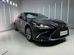 2021 Lexus ES 200 Excellence, чёрный — фото 3