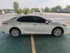2023 Toyota Camry 2.0G Luxury, белый — фото 5
