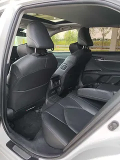 2023 Toyota Camry 2.0G Luxury, белый — фото 9