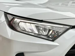 2021 Toyota RAV4 2.0L CVT 2WD Urban, белый — фото 17