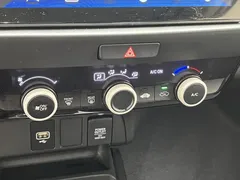 2021 Honda Fit 1.5L CVT, белый — фото 26