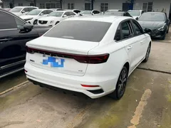 2022 Geely Emgrand 4th Gen 1.5L CVT Premium, белый — фото 20