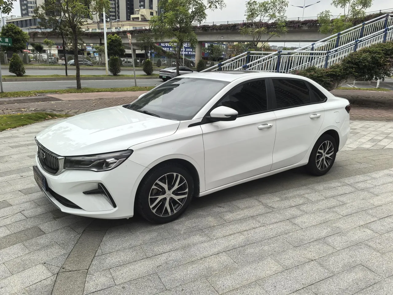 2022 Geely Emgrand 4th Gen 1.5L CVT Luxury