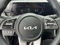 2023 Kia Seltos 1.5L IVT Luxury, белый — фото 13